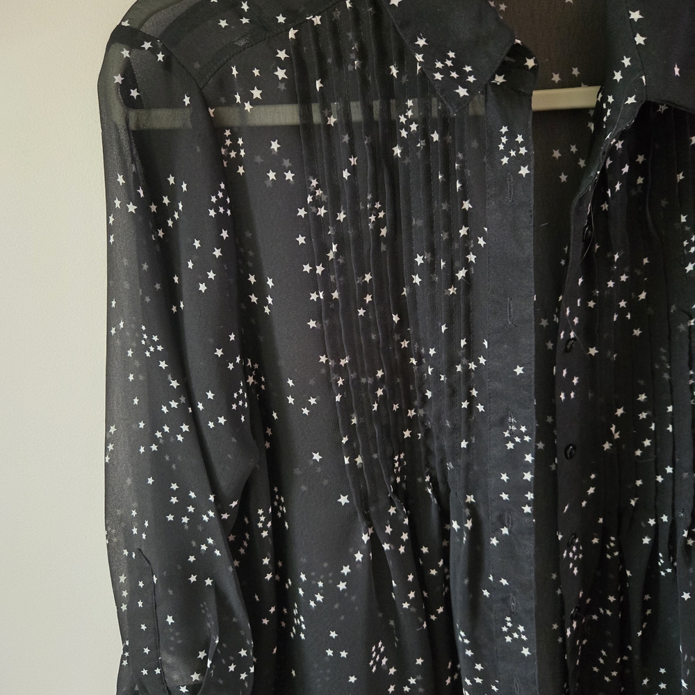 Chelsea & Theodore Black Sheer Blouse with White Star Pattern - Picture 4 of 6